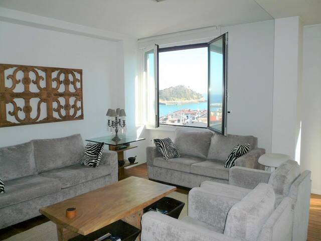 Precioso ático próximo a la playa gallery image 5