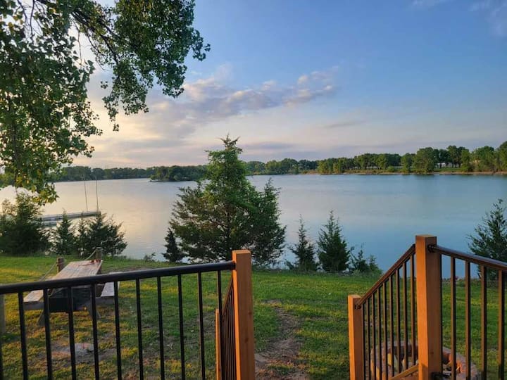 BrightWater Bay Tiny Home Tiny houses for Rent in Wichita, Kansas, United States Airbnb