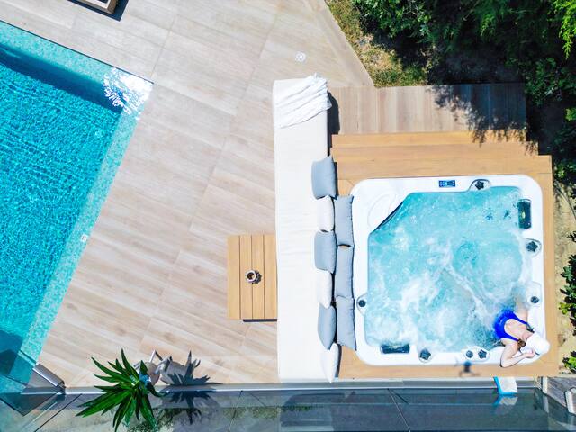 Paleokastro Luxe Villa -HeatedPrivate Pool-Jacuzzi gallery image 2
