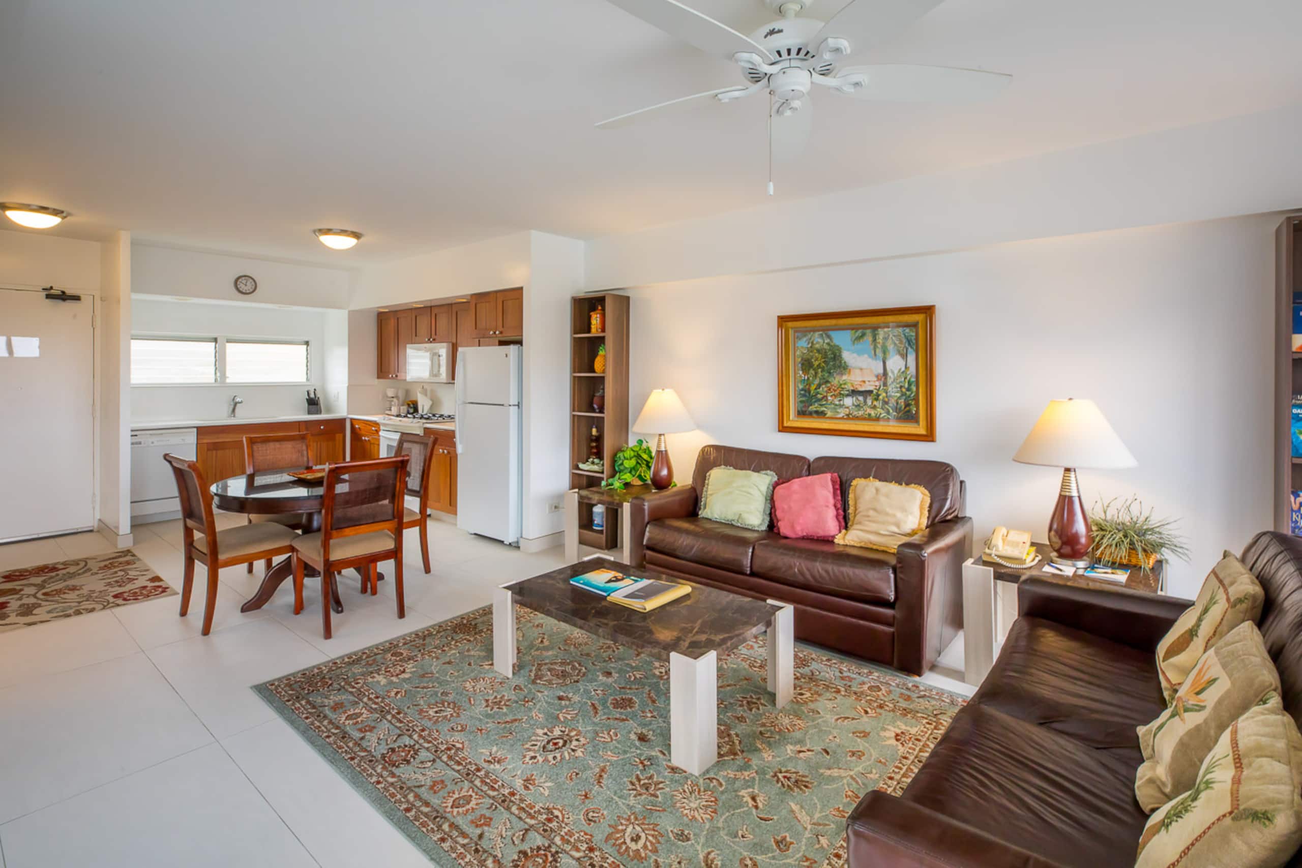 Waikiki Shore Unit 906 Ocean View *Summer Specia!* - Image 3