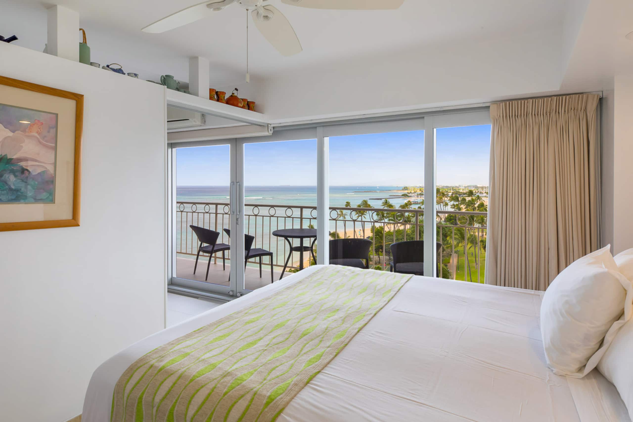 Waikiki Shore Unit 906 Ocean View *Summer Specia!* - Image 6
