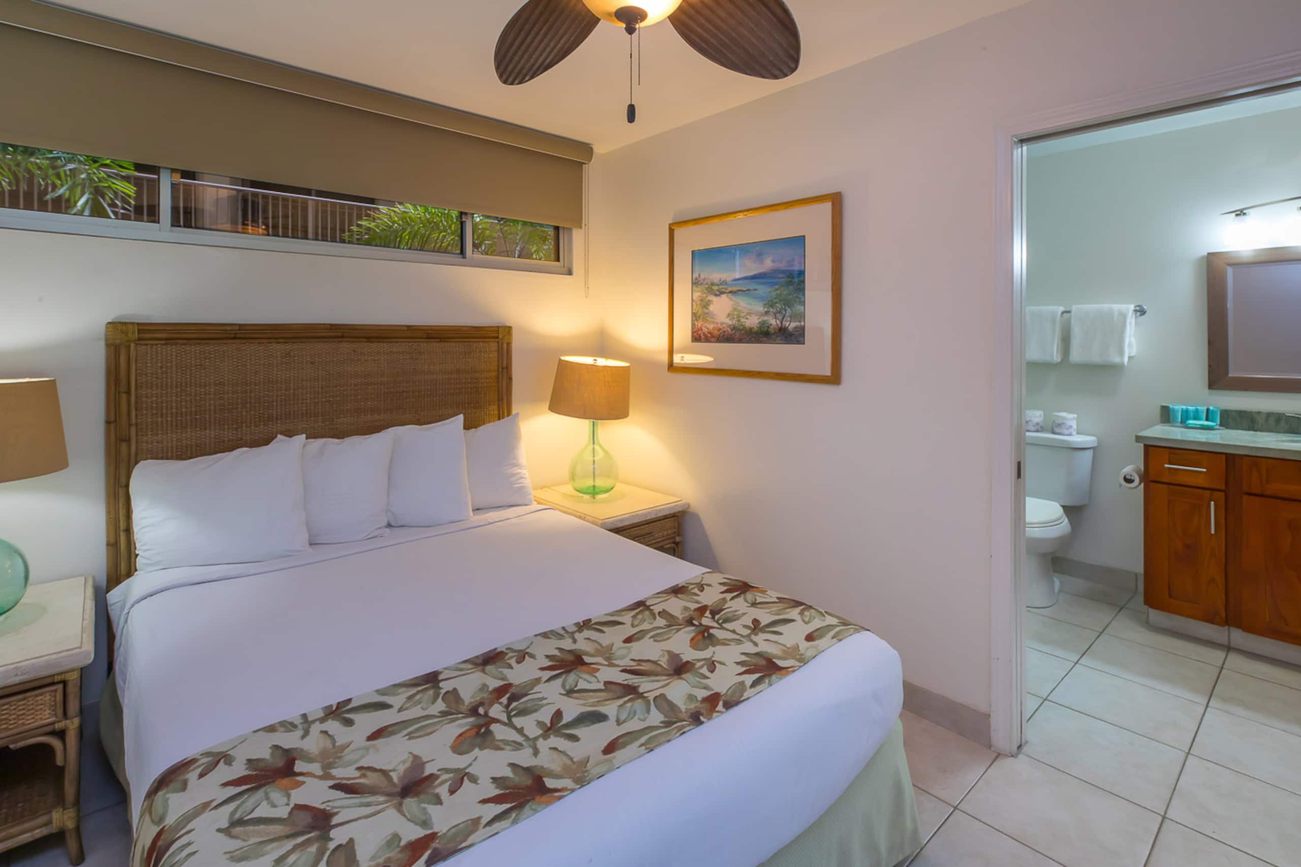 Waikiki Unit 205 Park View 1B *Summer Special!* - Image 5