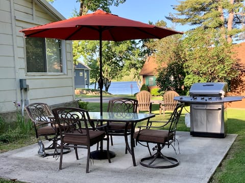 Private Lake View Cottage on Ballston Lake