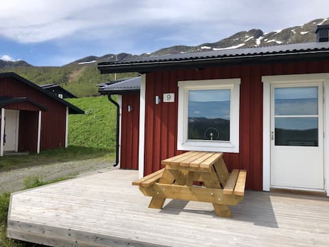 Nice mountain cabin in the middle of cozy Kittelfjäll