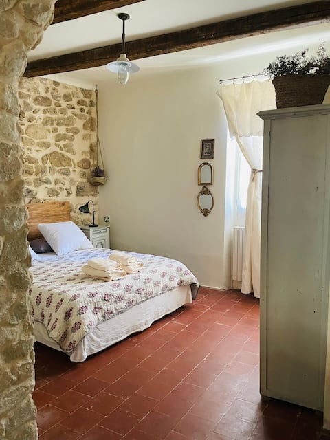 La Maison Gris Piedra, the heart of Lourmarin.