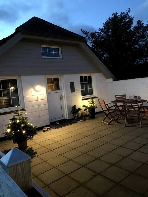 Cozy cottage near the North Sea