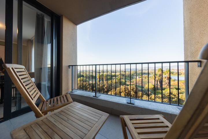 Power Backup-Next to Mall-WatersEdge 2-Bedroom Apt gallery image 2