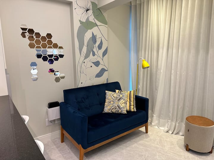 Studio 20 Smart Compacto & Charmoso - Brasil