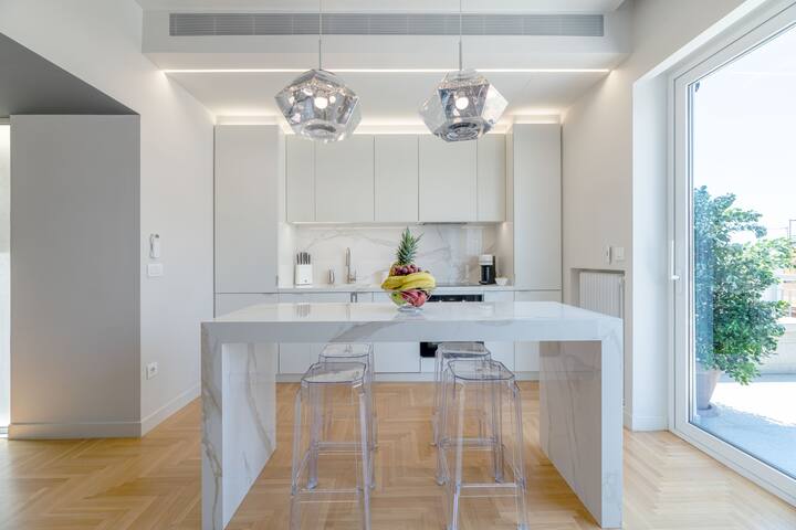 The HostMaster Le Privilège Élégance Flat gallery image 3