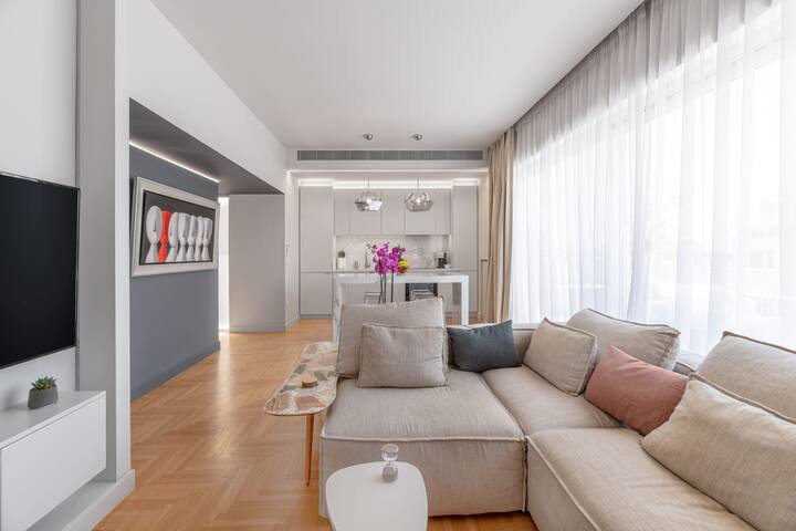 The HostMaster Le Privilège Élégance Flat gallery image 2