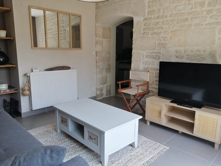 Jolie Maison De Ville Avec Un Extérieur Au Calme - Niort