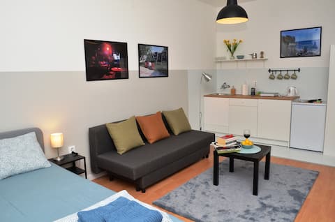 TIKE, TAK - Central Residence With Parking Options