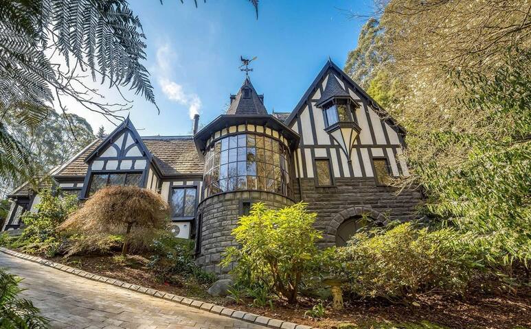 Fernhill Estate “ Gingerbread House” gallery image 3