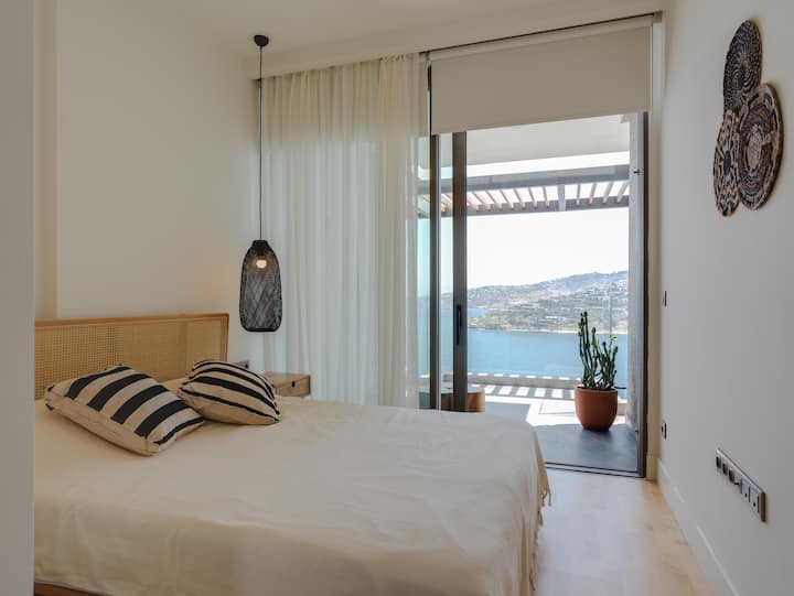 Varyap Residences |4 Bed, Sea Front, Privatebeach - Yalıkavak