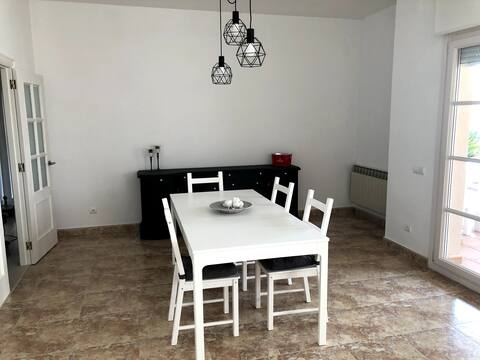 Top Airbnb: Nice 2 bedroom house with patio in Cambrils