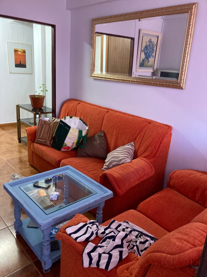 Piso 10 Min De La Playa Sólo Viajeros Con Mascota. - Puentedeume