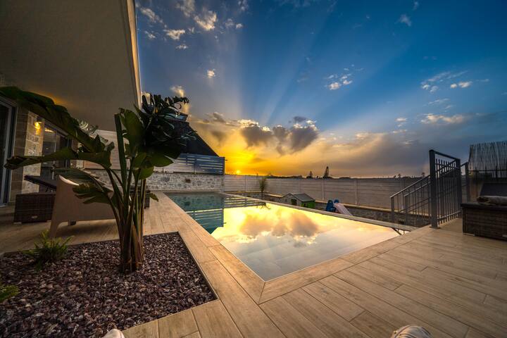 Villa Aiolos | Heated Pool gallery image 2