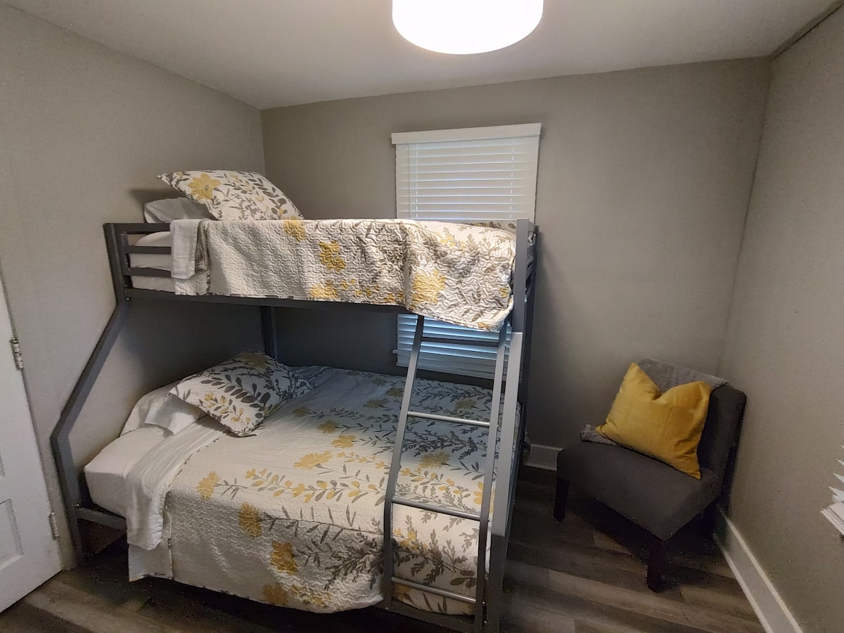 Hillsdale Home