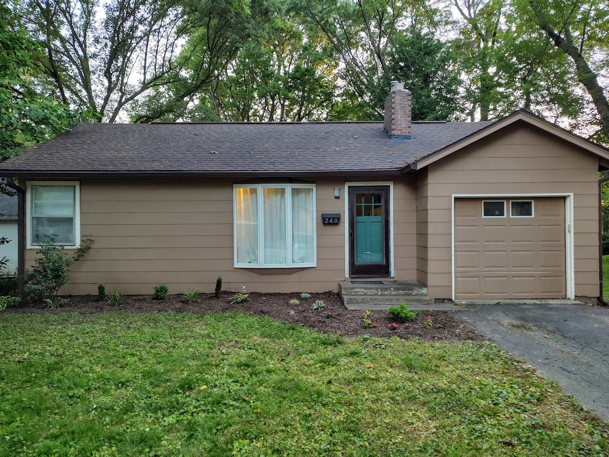 Hillsdale Home