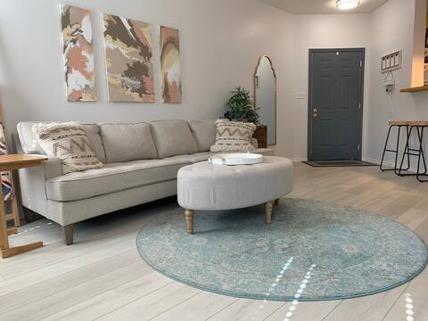 Peaceful resort- like patio condo