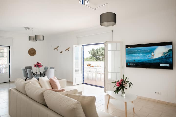Vue Mer Panoramique, Terrasse, 2 Balcons, Piscine - アルブフェイラ