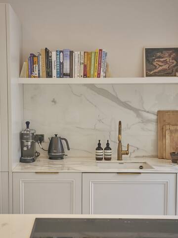 Stunning remodelled Victorian family home gallery image 5