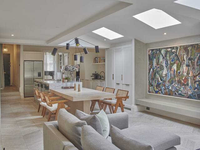 Stunning remodelled Victorian family home