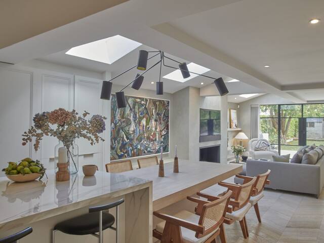 Stunning remodelled Victorian family home gallery image 2