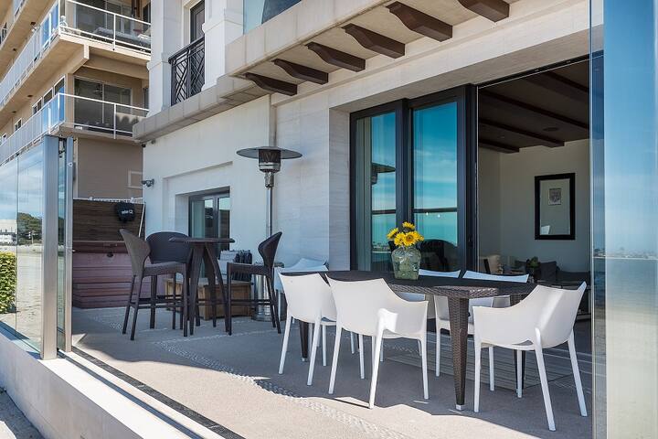 Spectacular House on the Bay gallery image 5