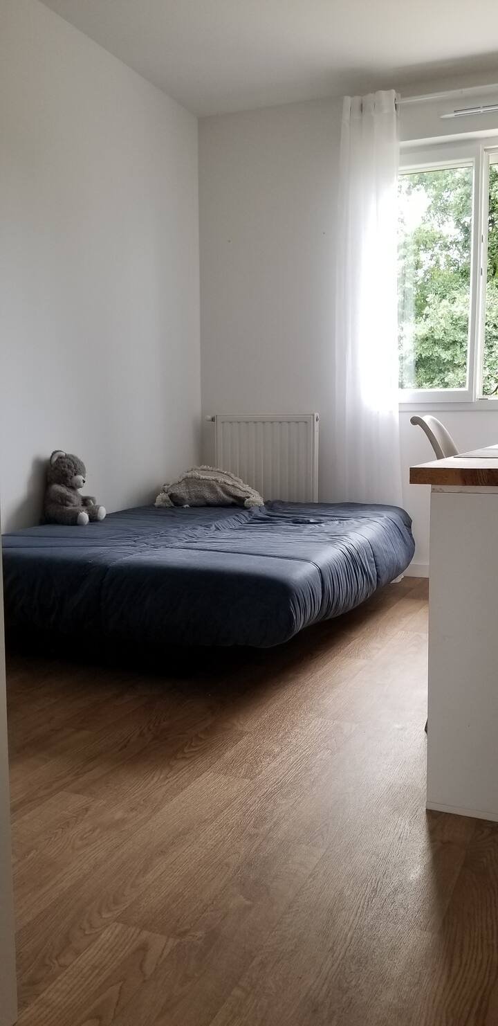 غرفة النوم 2