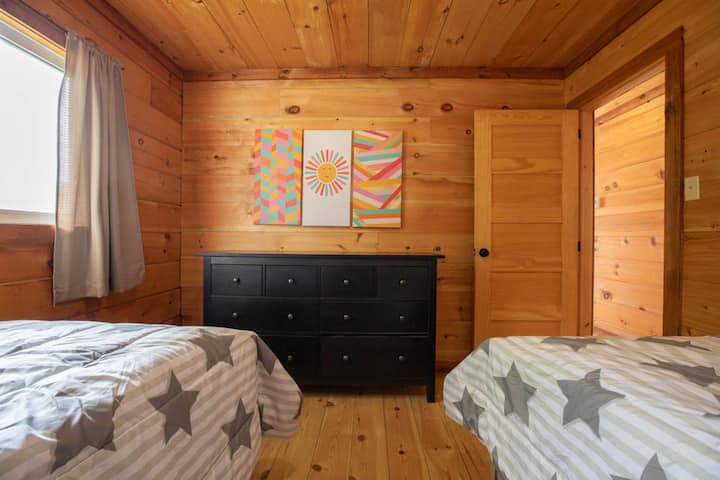 セカンドベッドルーム