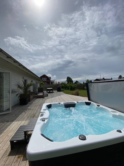 Luxury summer villa with private spa&ocean access