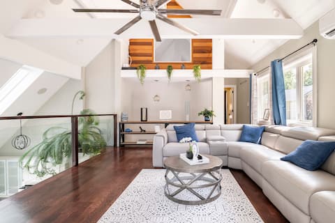 Luxury Private Estate with 6 Bedrooms in Leesburg