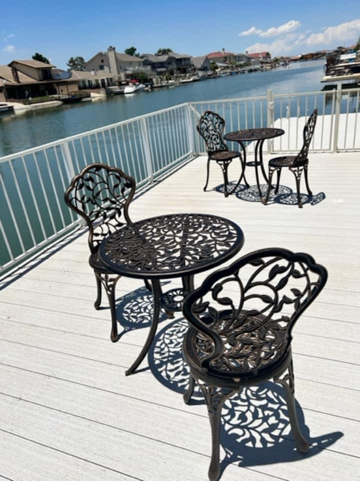 Spring Valley Lake Vacation Rentals & Homes California, United States