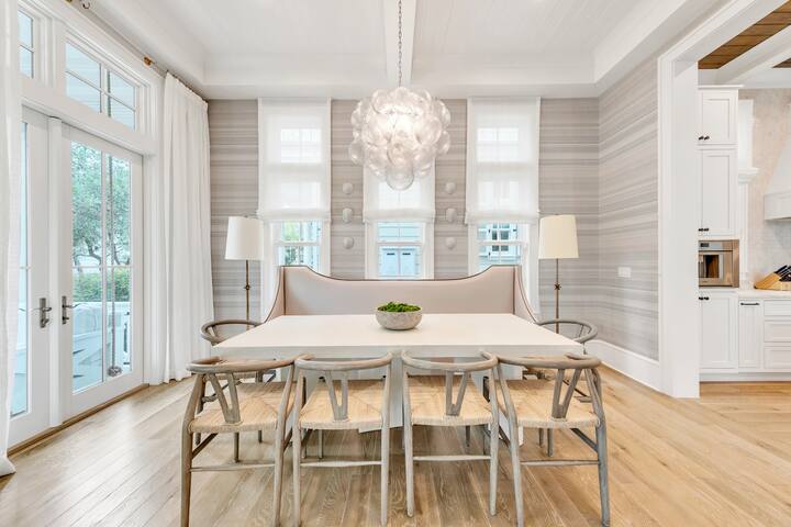 WaterColor LUX! Pool, Spa, FirePit, LSV, & Bikes!