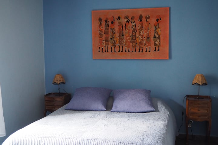 Dhoma e parë e gjumit "Bleue"