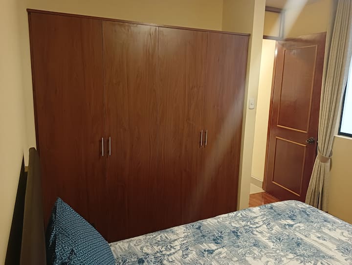 ห้องนอน 2 Wide Rocper