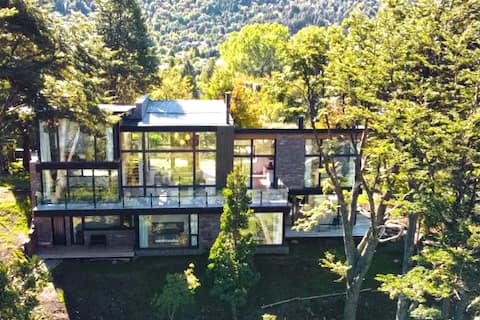 Modern Home: Golf, Polo, Near Catedral Ski Resort