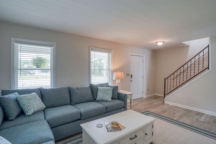 The Beach Plum A Retreat | Yard Near Lewes Trail - Cape Henlopen State Park, Lewes