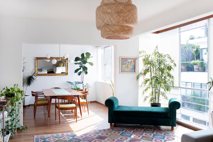 Gorgeous Retro Apartment in the heart of Roma N.