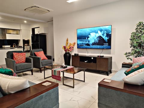 Luxury 3 bed apartment in Gulberg 3, Lahore