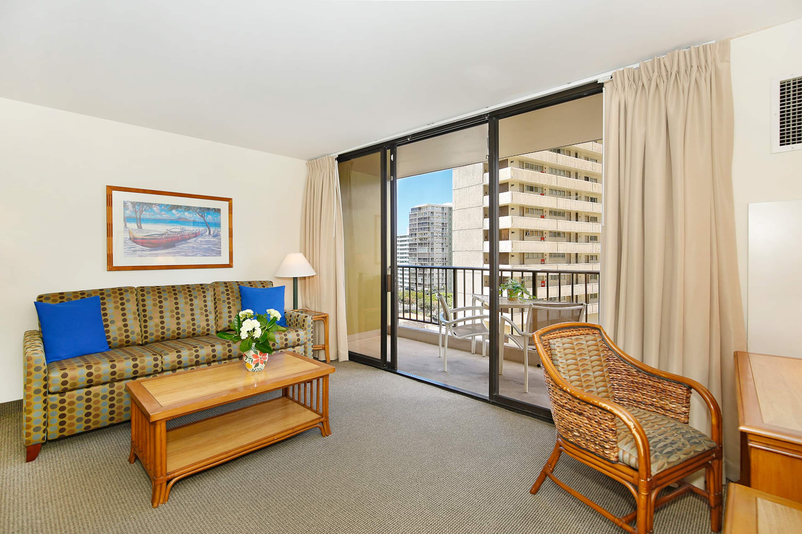 Condo in Honolulu · ★4.84 · 1 bedroom · 3 beds · 1 bath - Image 4