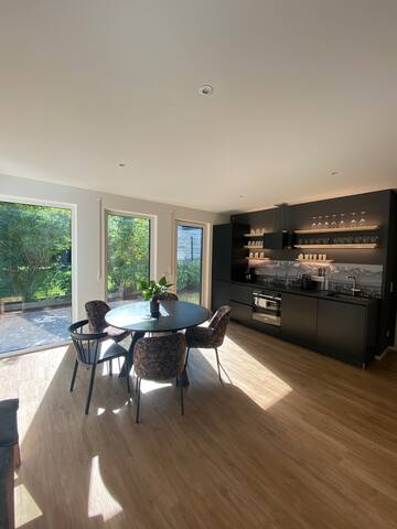 2. Hedwig: modern design flat with terrace