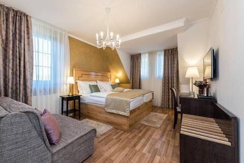 Junior Suite (Room 5) - Plitvice Falls Cottage