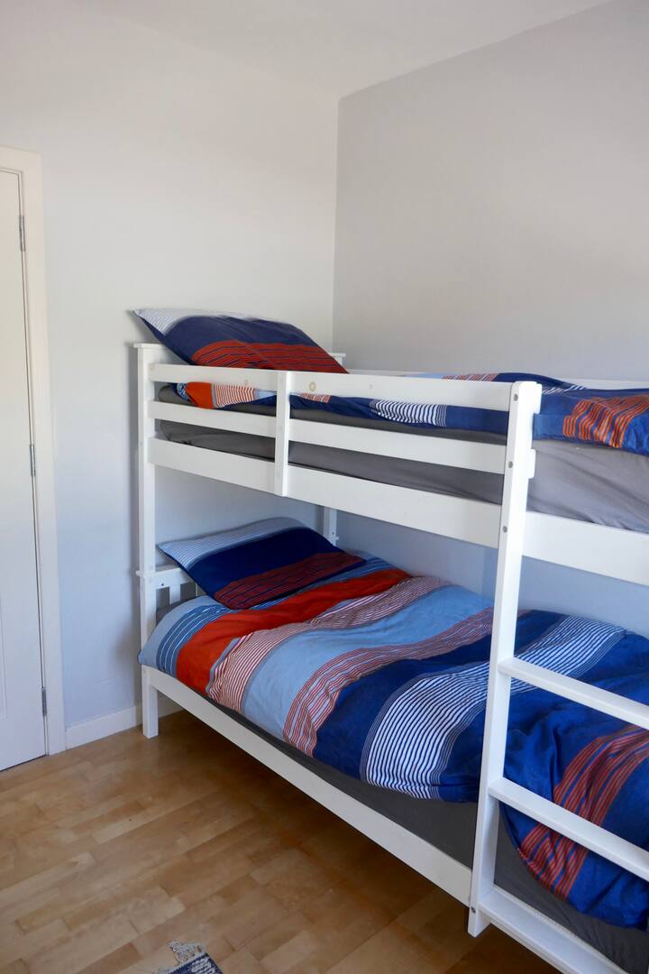 საძინებელი 1