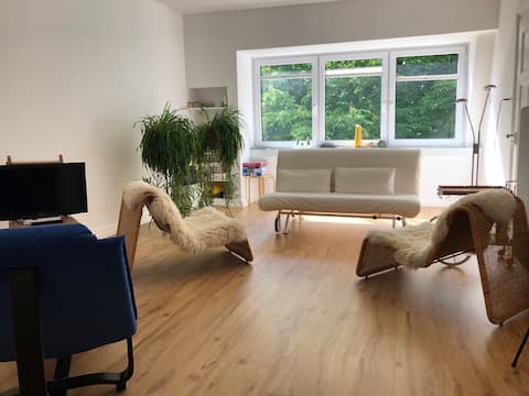 Erfolgreiche Airbnb-Immobilie: Beautiful private apartment, near the city center by the city park in Freiburg Im Breisgau
