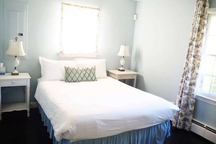 Chumba cha kulala cha ukubwa wa malkia