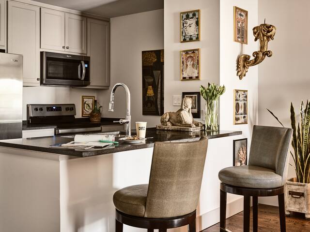 Casa Duro – Beautifully Designed 2 Bedroom 2 Bath gallery image 4