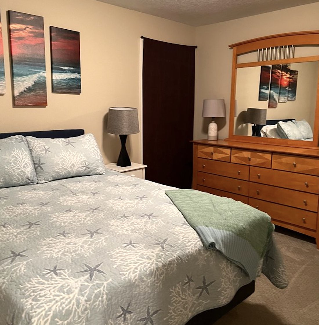 Deuxième chambre avec lit Queen Size