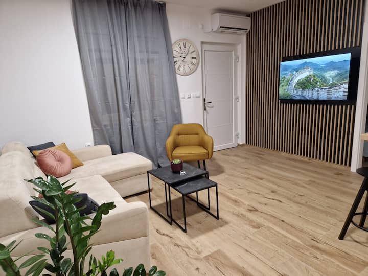 Villa Petra I-
2 Bedroom Apartments - Cavtat